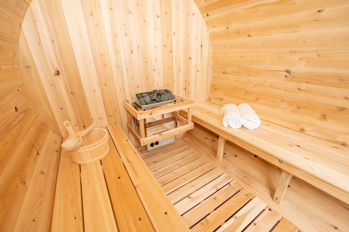 Dundalk LeisureCraft Harmony 4-Person Barrel Sauna | Canadian Timber Collection (CTC22W)