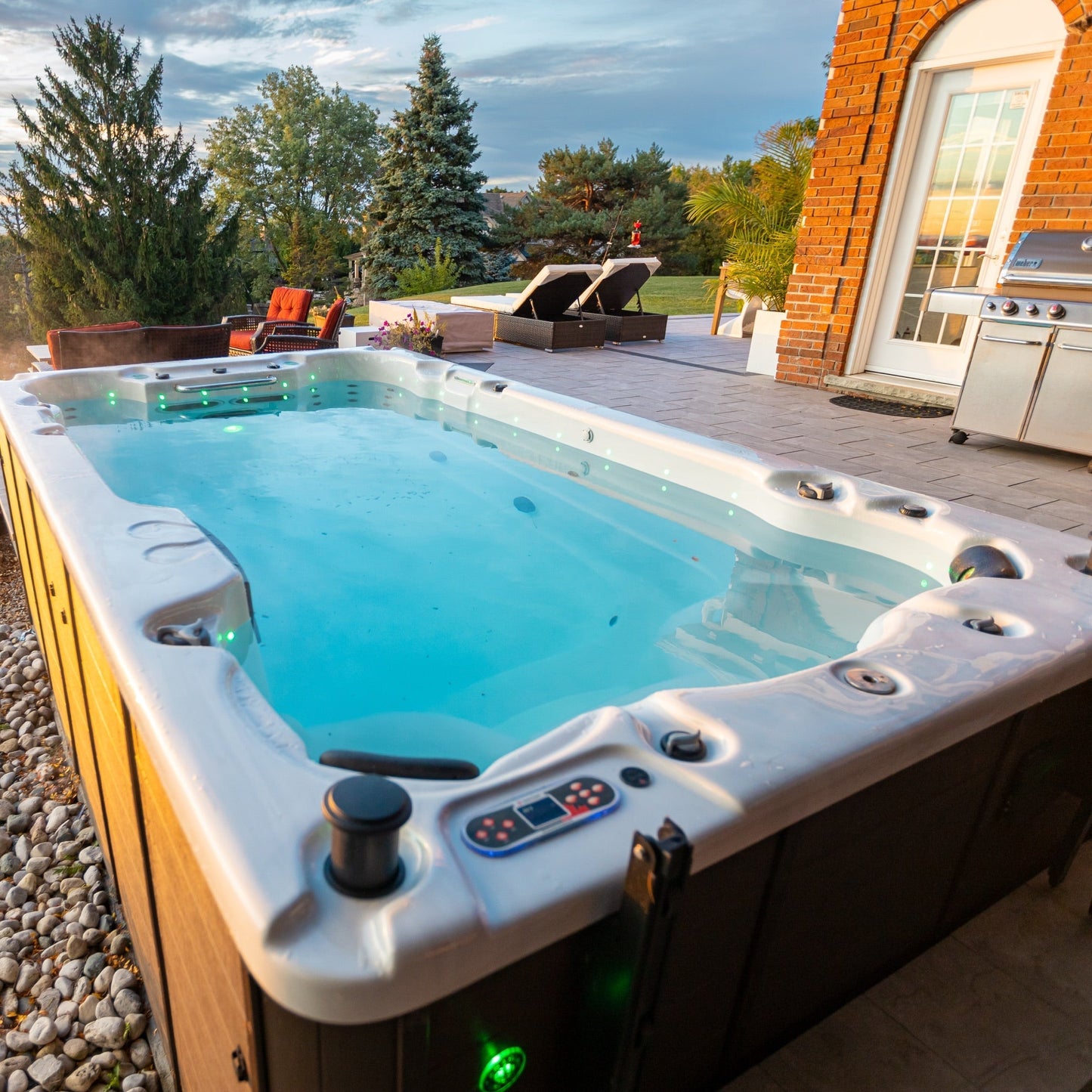 Canadian Spa St. Lawrence 13ft 12-Person 39-Jet Swim Spa (KS-10027)