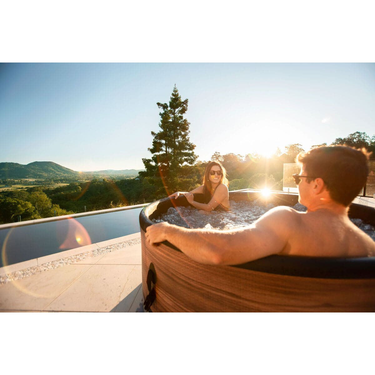 MSPA FRAME Duet Round 6 Person Inflatable Hot Tub Spa