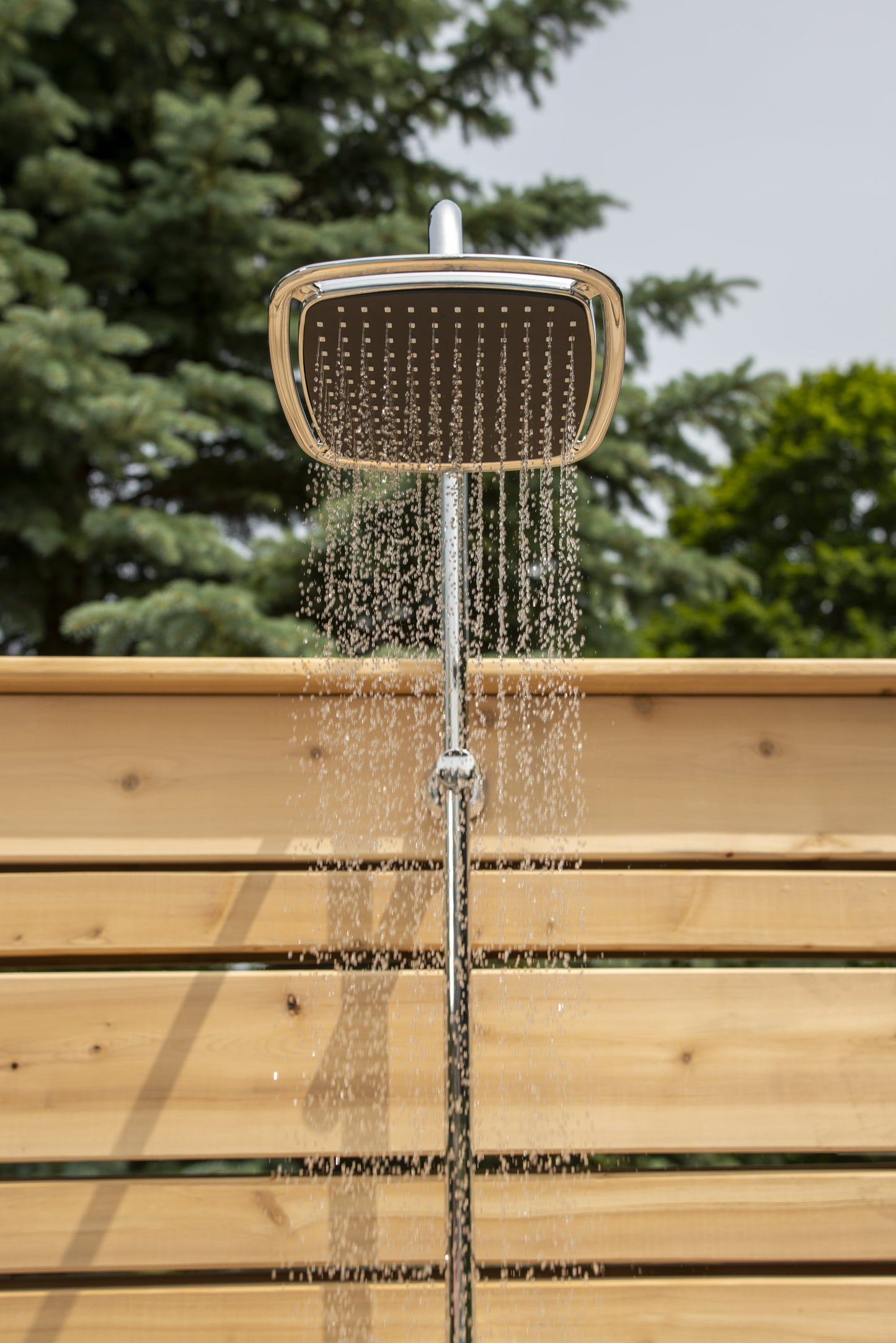 Dundalk LeisureCraft Savannah Standing Outdoor Shower | Canadian Timber Collection