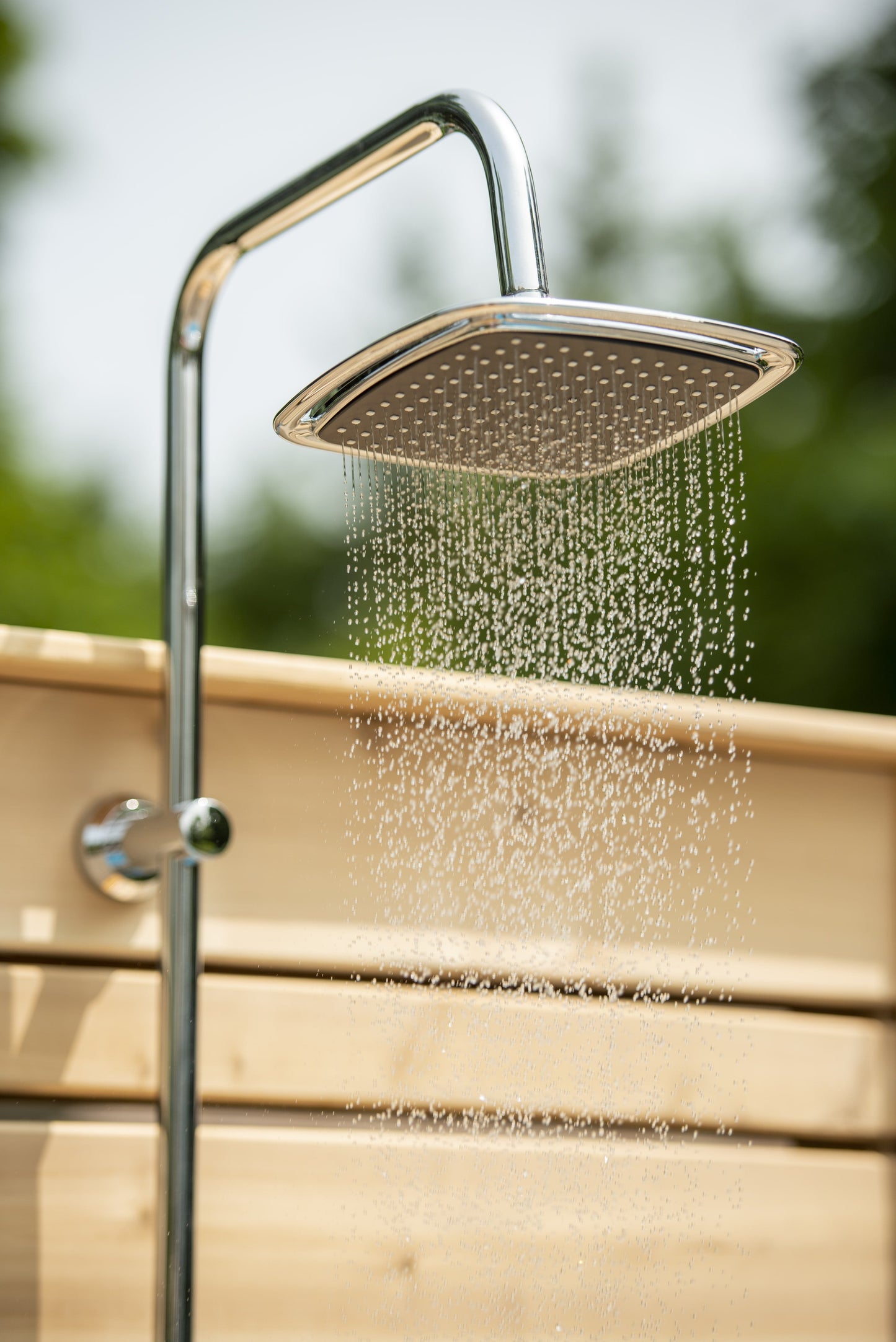 Dundalk LeisureCraft Savannah Standing Outdoor Shower | Canadian Timber Collection