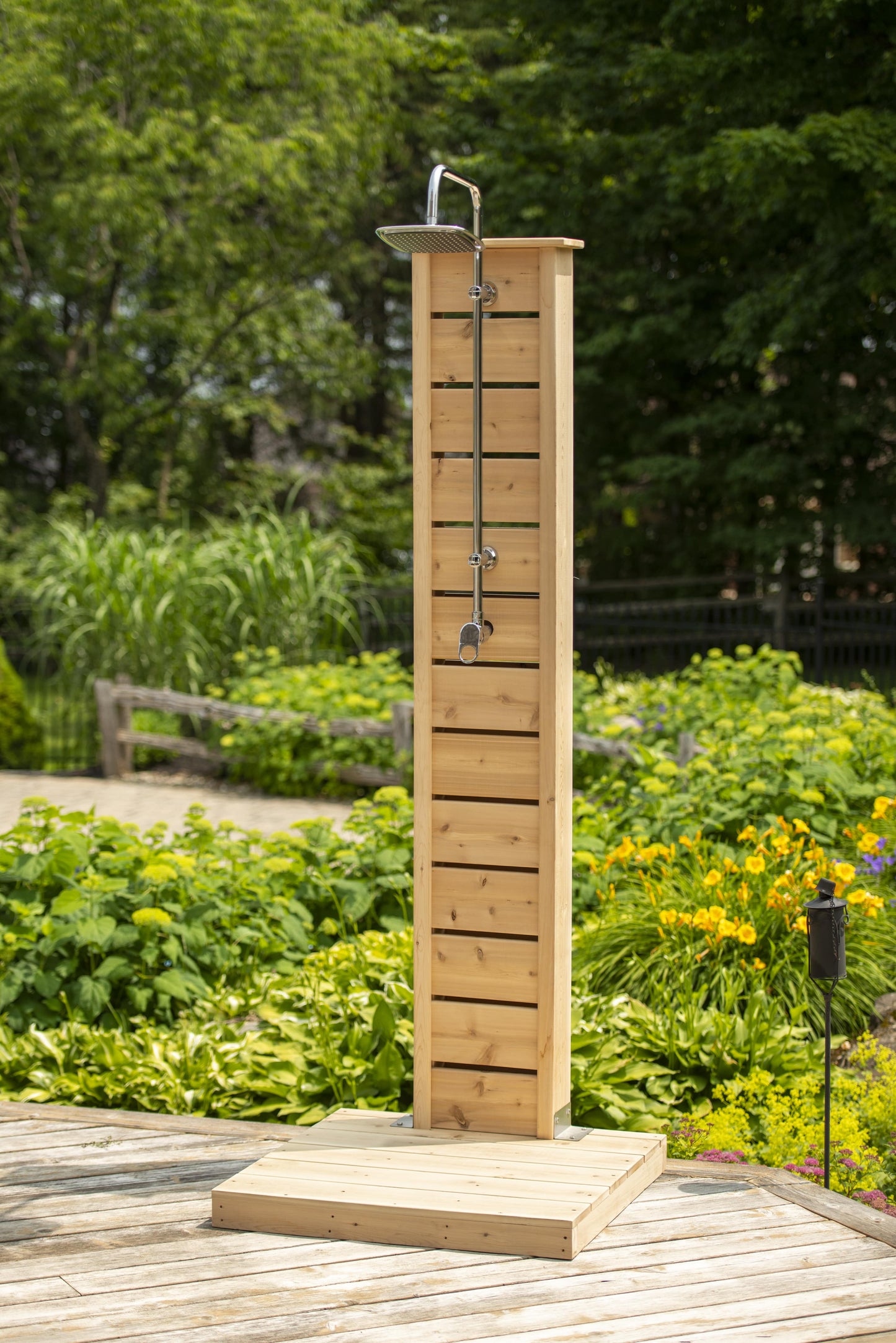 Dundalk LeisureCraft Sierra Pillar Outdoor Shower | Canadian Timber Collection