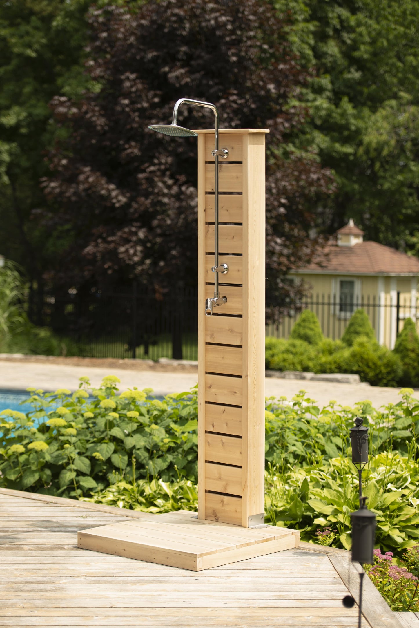 Dundalk LeisureCraft Sierra Pillar Outdoor Shower | Canadian Timber Collection
