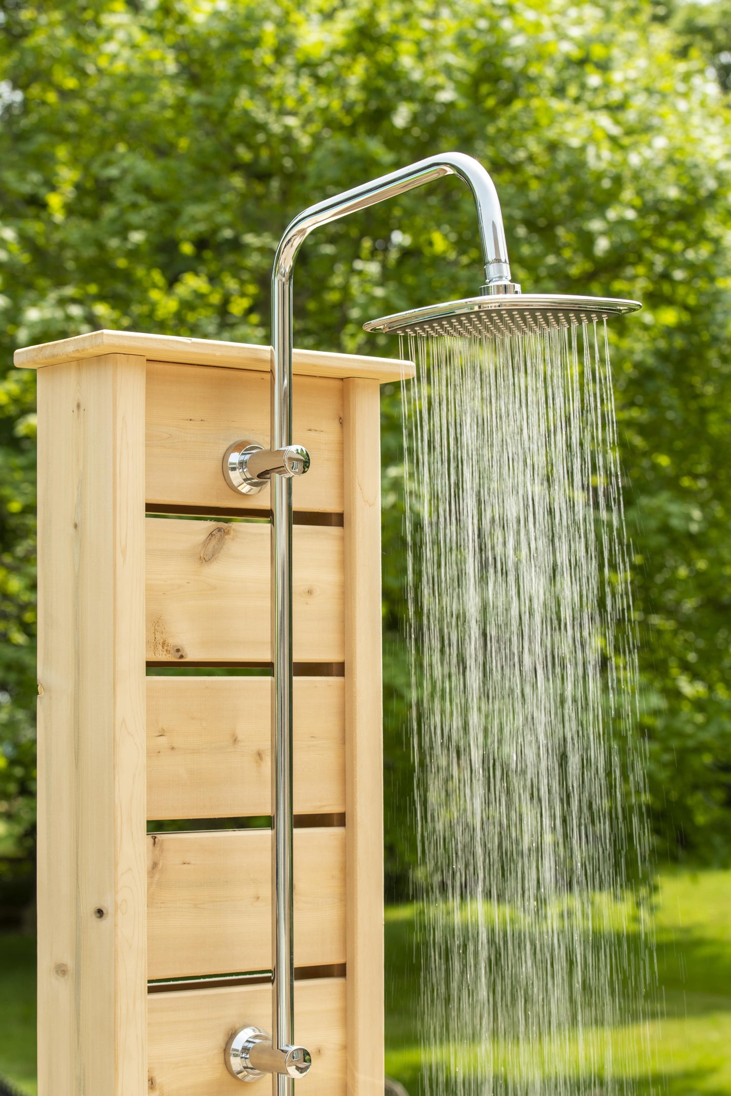 Dundalk LeisureCraft Sierra Pillar Outdoor Shower | Canadian Timber Collection
