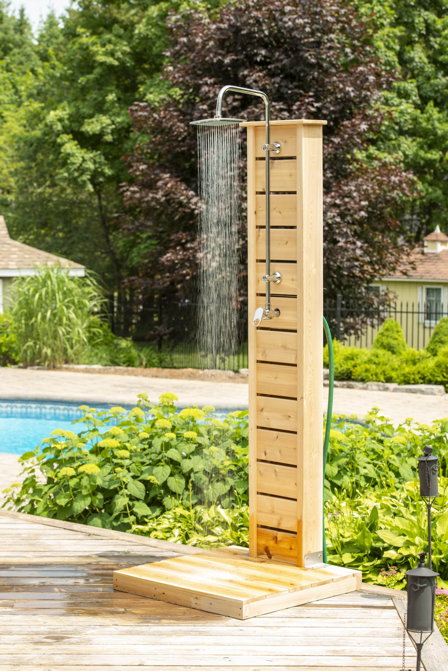 Dundalk LeisureCraft Sierra Pillar Outdoor Shower | Canadian Timber Collection