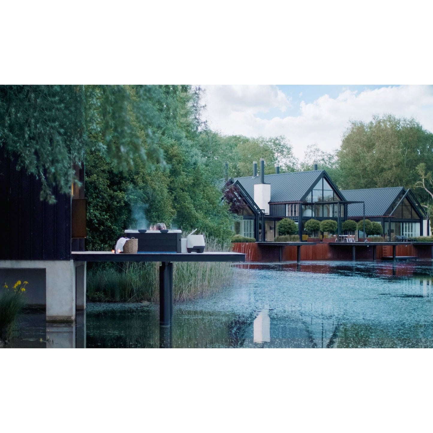 MSpa Oslo Hot Tub - 2200W Heater | 6 Person Frame Spa | F-OS063W