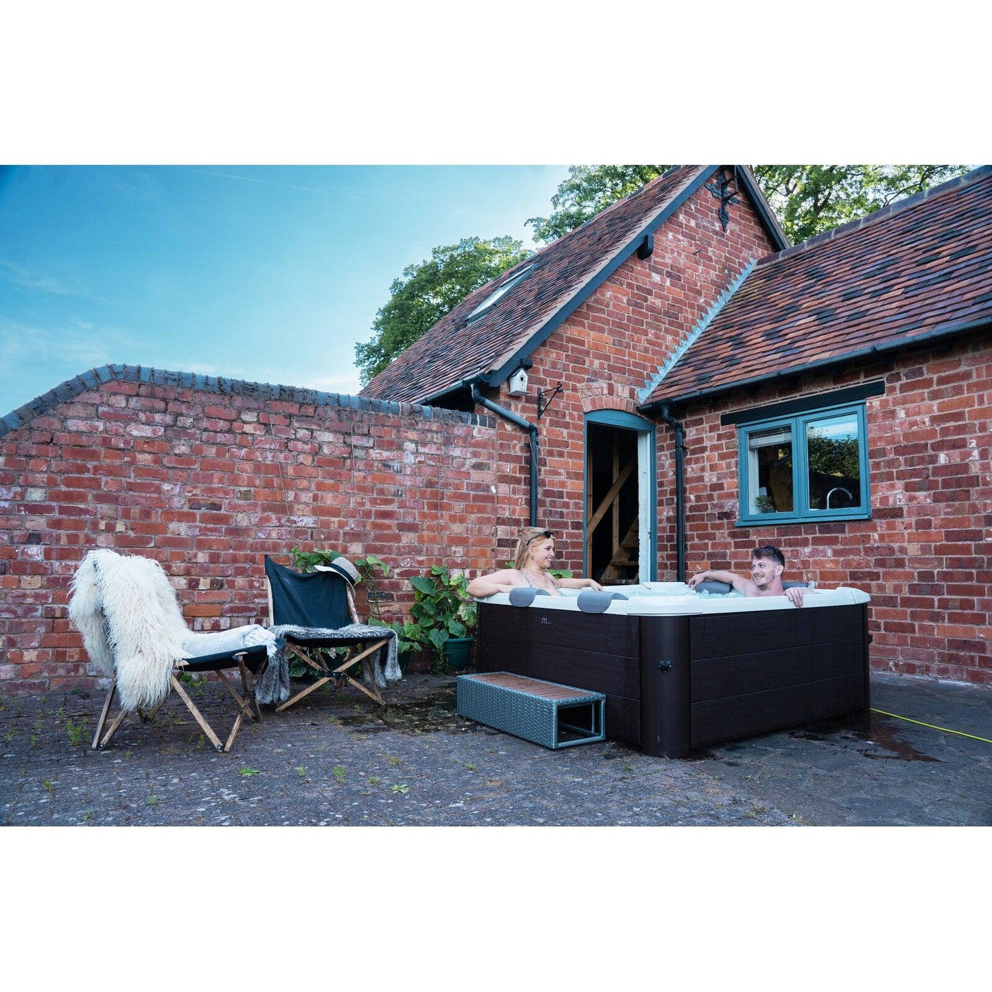 MSpa Tribeca Hot Tub - 140 Jets | Wood Frame Spa 6 Person | F-TR063W