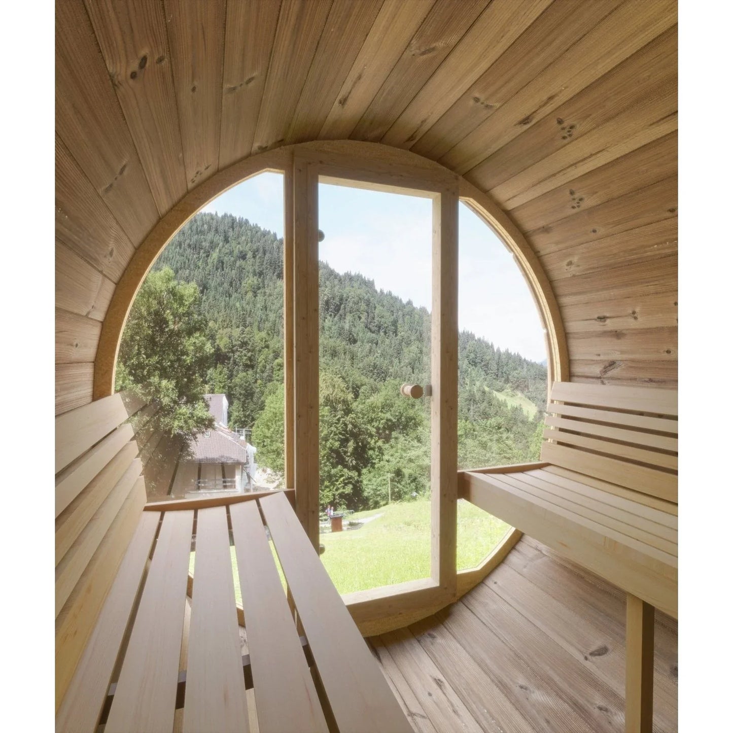 SaunaLife ERGO Series E8 | 6 Person Outdoor Barrel Sauna